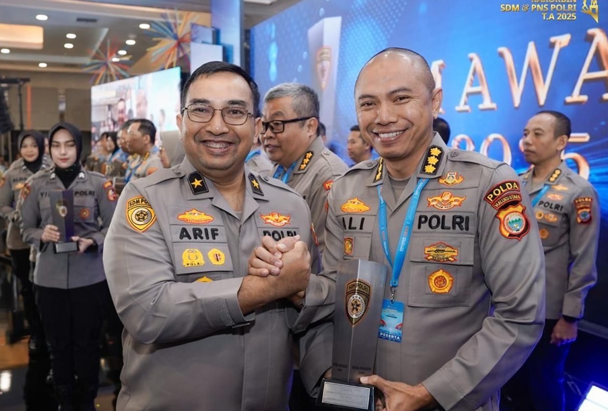 Polda Maluku Utara Juara 1 Indeks Profesionalitas ASN di Rakorbin SDM & PNS 2025