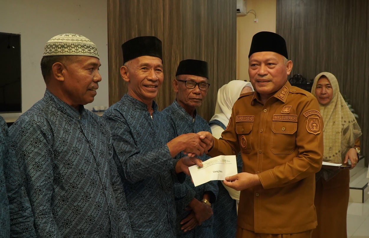 72 Warga Maluku Utara Diberangkatkan Umroh Gratis