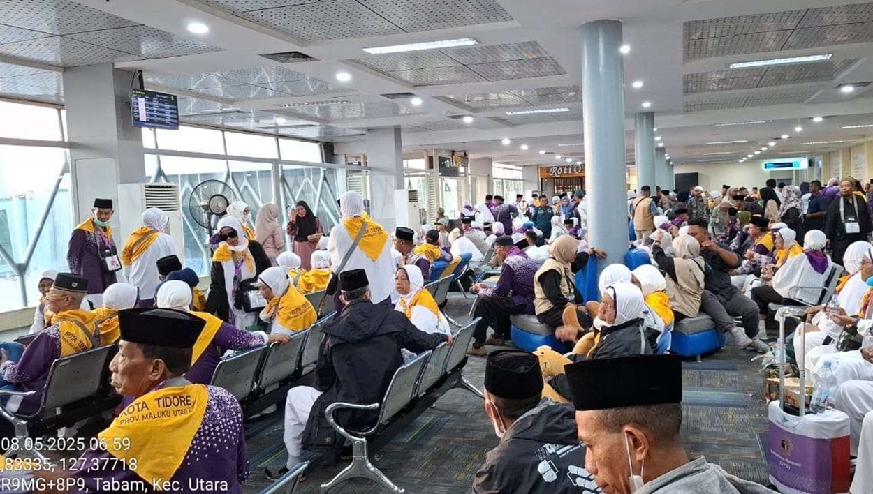 386 JCH Malut Kloter 13 Terbang ke Embarkasi Makassar
