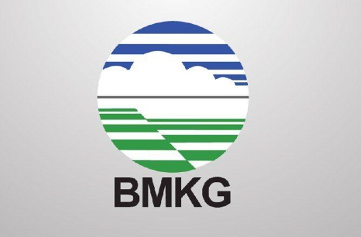 Maluku Utara Siaga! BMKG Laporkan Hujan Lebat dan Angin Kencang 13-18 Juni 2025