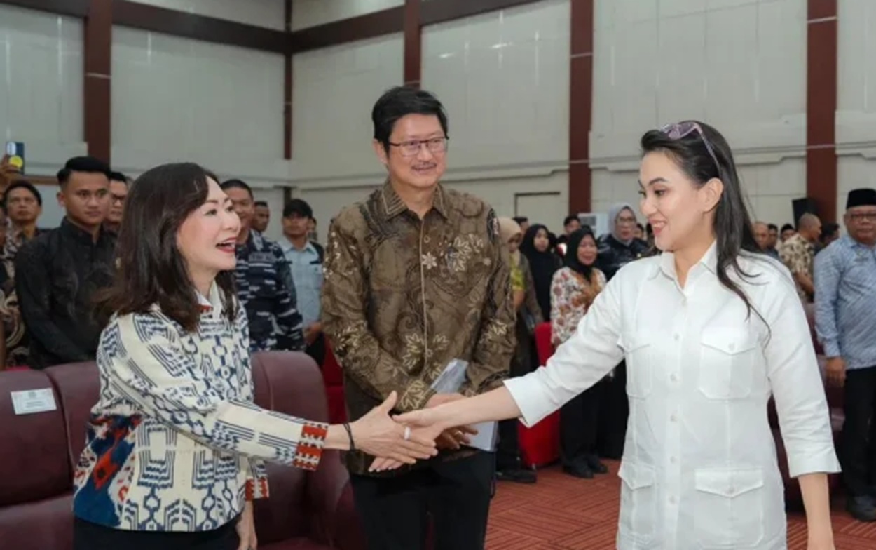 Gubernur Sherly Bentuk Konsorsium Lintas Sektor Tuntaskan Jalan Lingkar Obi