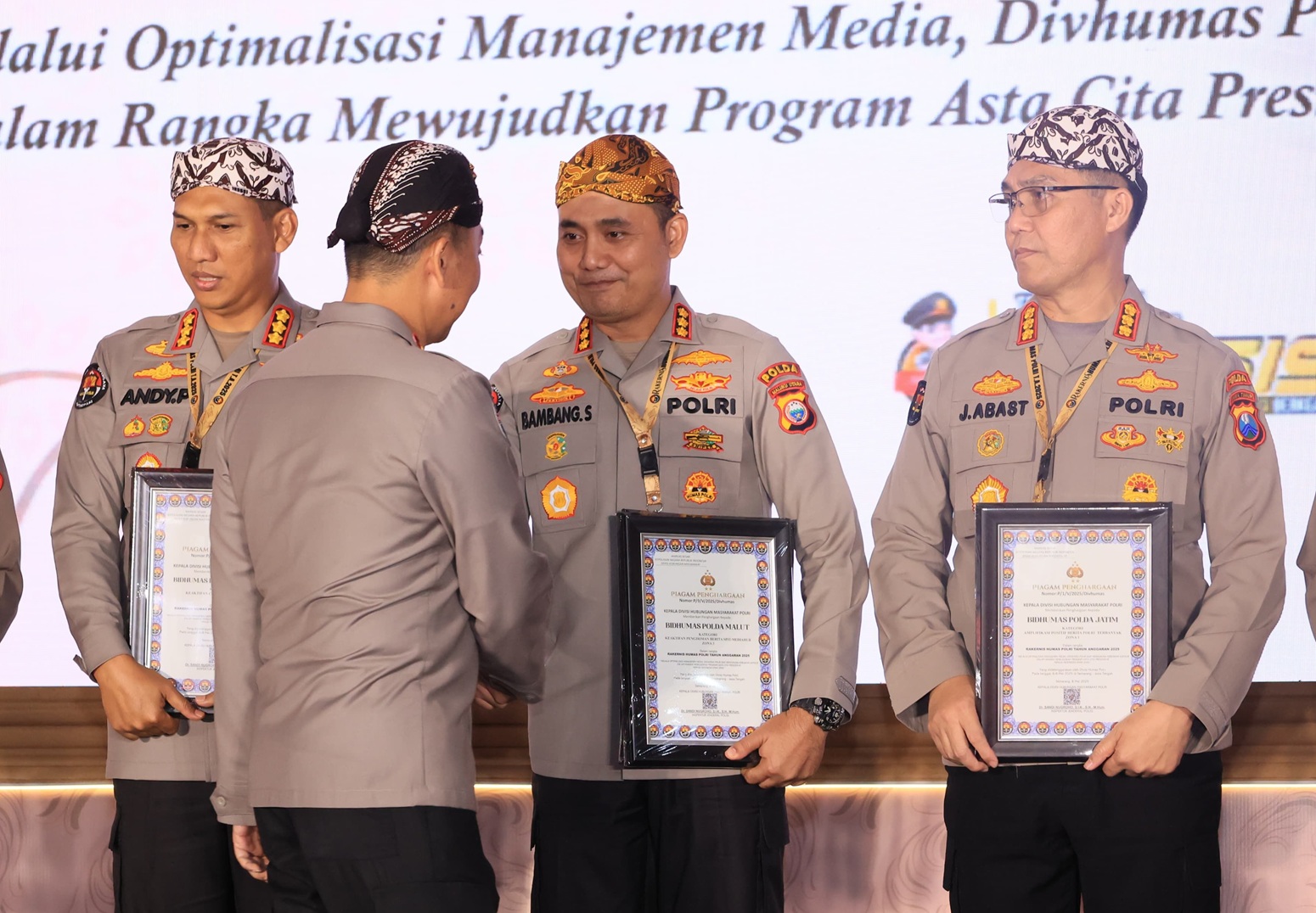 3 Penghargaan untuk Bidhumas Polda Malut: Satker Terbaik Se-Indonesia
