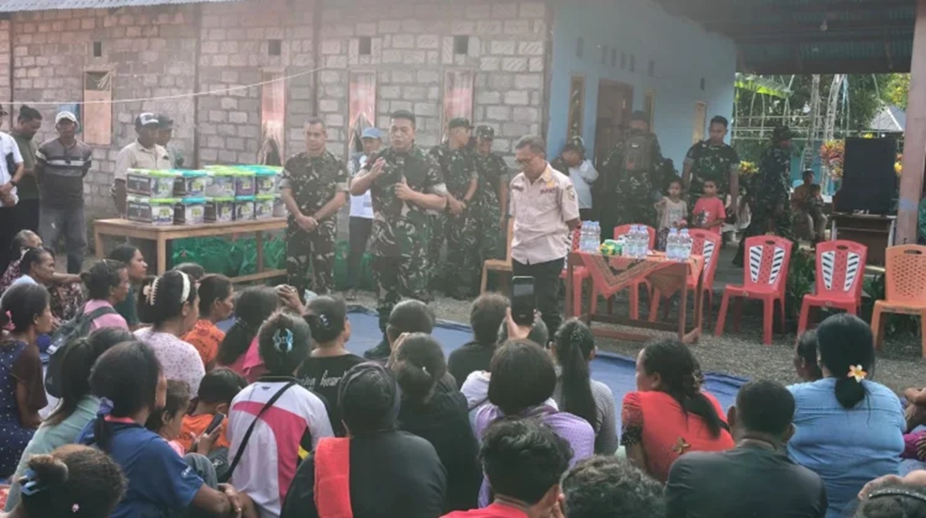 Pangdam Dody Turun Gunung Redam Perang Desa Sibenpopo-Banemo, 78 Rumah Hancur Dibantu TNI