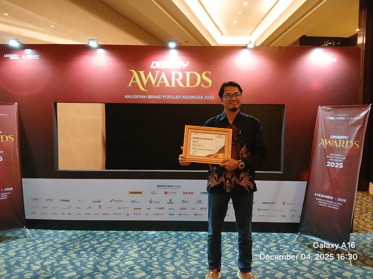 Pengakuan Atas Kinerja Antam di Disway Awards 2025: Mulai CSR Hingga Kepatuhan Regulasi