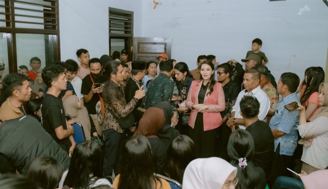 Mahasiswa Maluku Utara Bersorak: Gubernur Sherly Perbaikan Asrama di Manado 