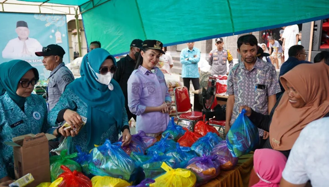 Bongkar Isi Paket Sembako 50 Ribuan Pemprov Malut