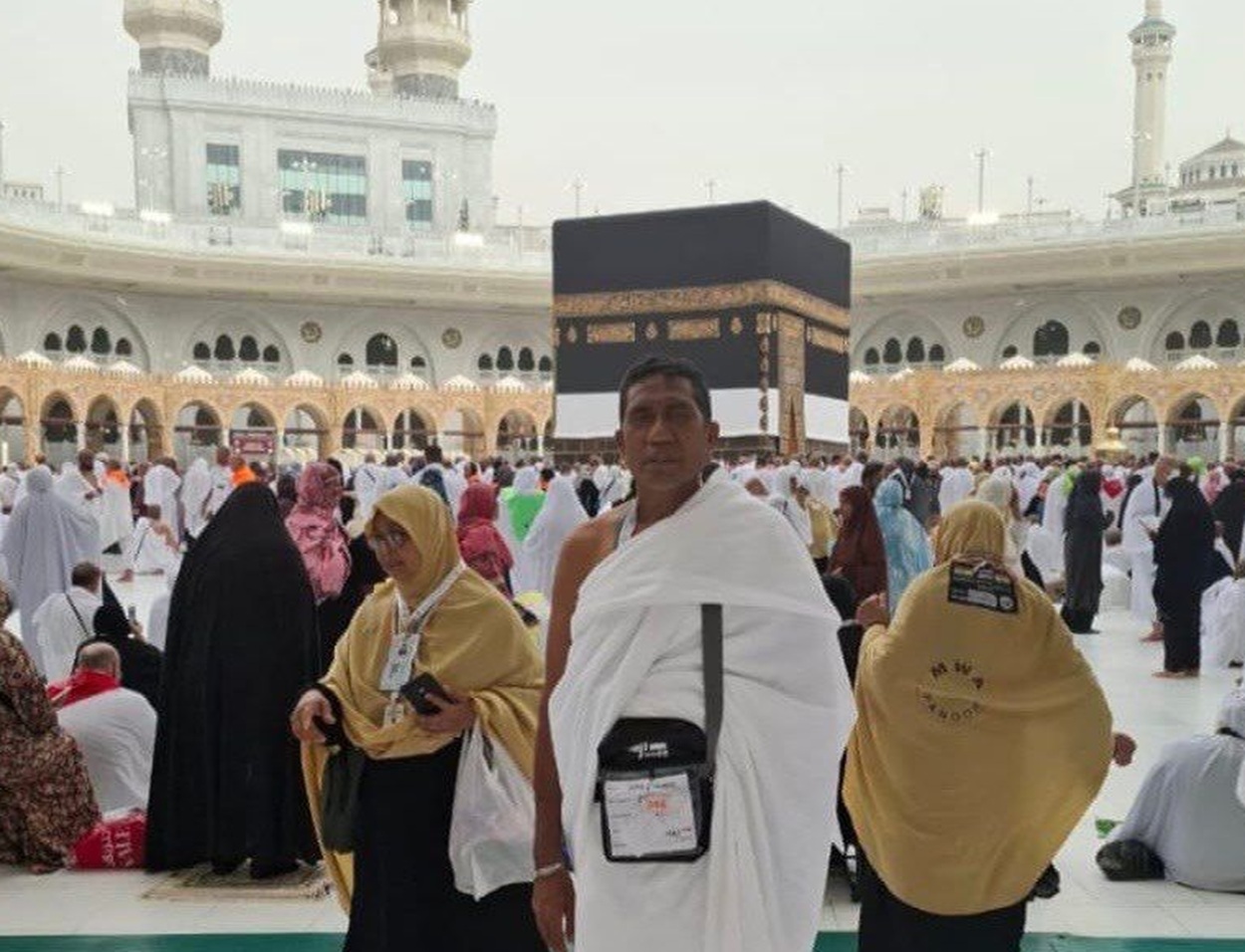 Gubernur Sherly Laos Sampaikan Duka Cita: Selamat Jalan Om Aep, Jejak Pengabdianmu Selalu Dikenang