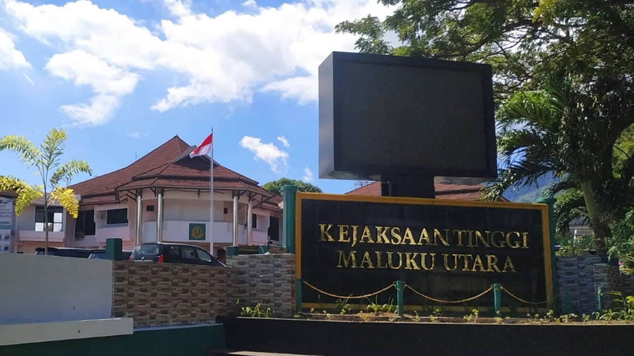 Wakajati Resmi Jabat Kajati Malut