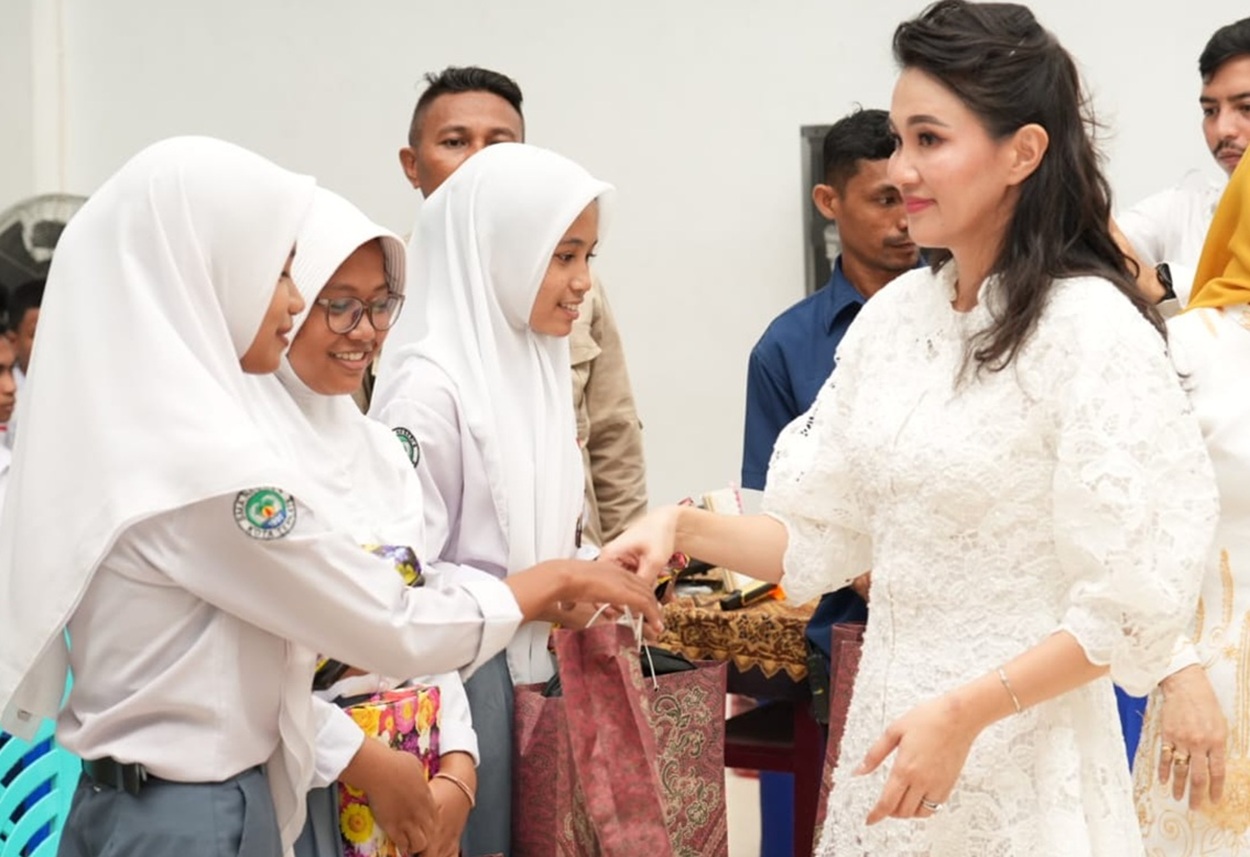 Gubernur Sherly Laos: Setiap Anak Malut Berhak Dapatkan Pendidikan Berkualitas
