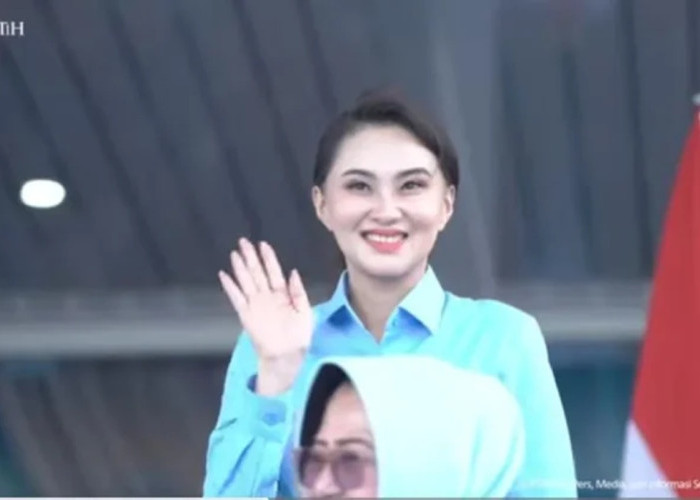 Gaya Prabowo Subianto di PENAS XVII: Sebut Gubernur Sherly Bak Bintang Film