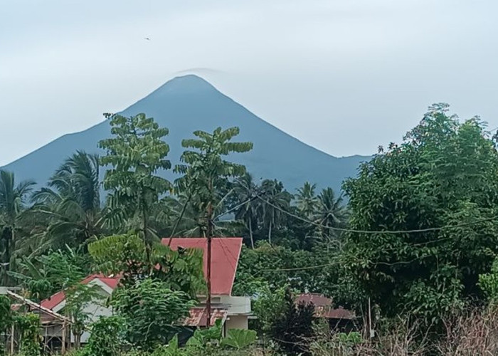 Gunung Soputan Guncang! 23 Kali Gempa Guguran Terekam