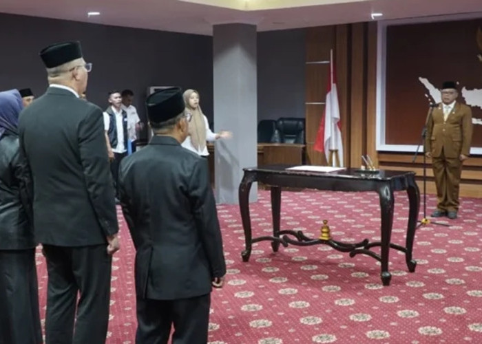 Sekda Malut Resmi Lantik 9 Pejabat Strategis Baru di Sofifi