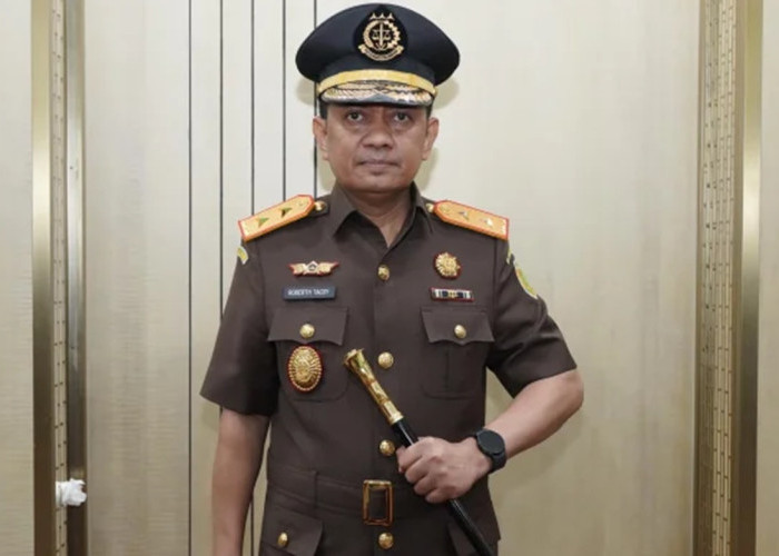 Roberthus Melchisedek Tacoy Resmi Jadi Kajati Maluku Utara