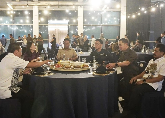 Gubernur Sherly Jamu Menteri Hukum RI di Rooftop, Bahas Duit Royalti Bareng Penyanyi Top!
