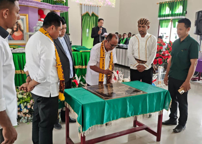 Gedung Gereja Solafida Tomares Diresmikan, Pemprov Maluku Utara Tegaskan Pentingnya Toleransi