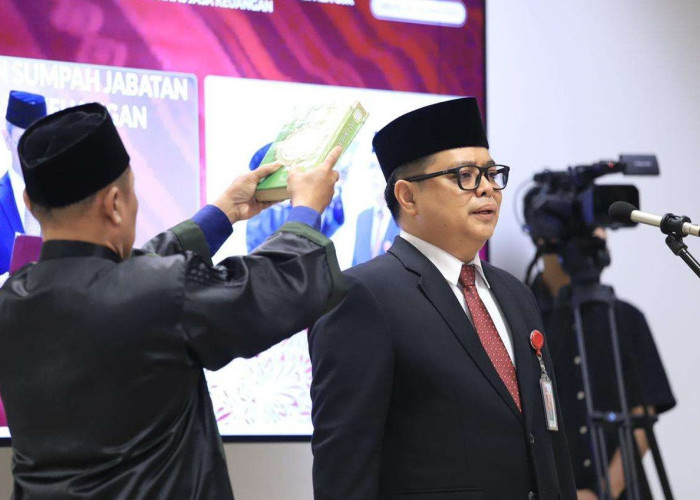Adi Surahmat Bos Baru OJK Maluku Utara