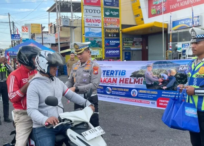 Gebrakan Ditlantas Polda Malut di Ternate, Pengendara Kaget Distop Polisi, Ternyata Ini yang Terjadi