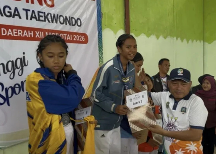 Skuad Taekwondo Ternate Kunci Gelar Juara Umum POPDA XII Malut