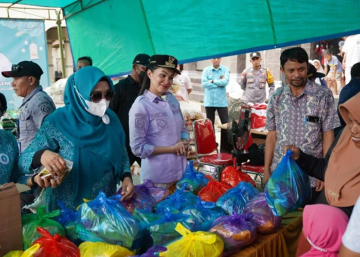 Bongkar Isi Paket Sembako 50 Ribuan Pemprov Malut