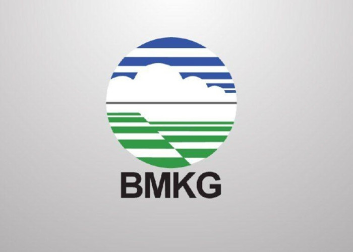 Maluku Utara Siaga Cuaca Ekstrem! BMKG Rilis Daftar Wilayah Rawan Hujan Lebat & Angin Kencang Hari Ini 