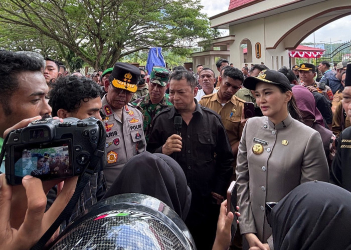 Gubernur Sherly Turun Tangan Hadapi Aksi Mahasiswa Sofifi, Dialog Langsung Tangani Tuntutan