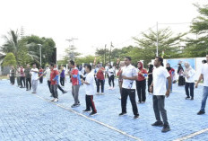 BKKBN Malut Gelar Senam Massal di Sofifi, Gaungkan Gerakan Ayah Wajib Hadir