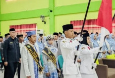 Gubernur Sherly Lepas 60 Bintang MAN-IC Halbar ke Kampus Top Nasional